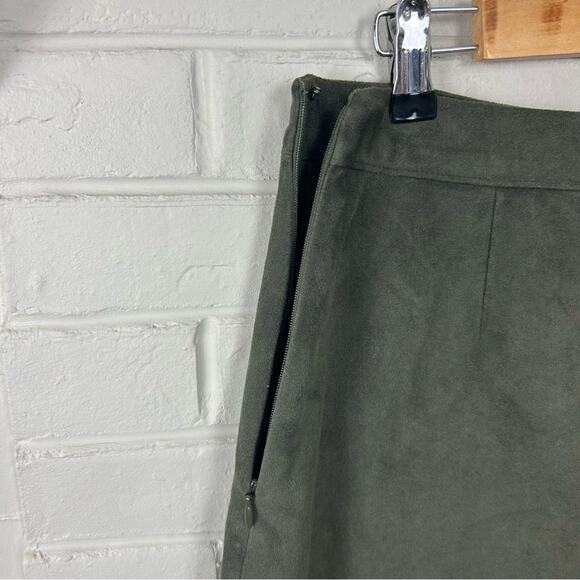 Abercrombie & Fitch Green Faux Suede Pocket Mini Skirt Size 10 - Picture 10 of 10
